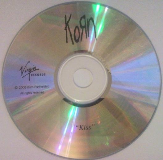Korn  Kiss (2008)